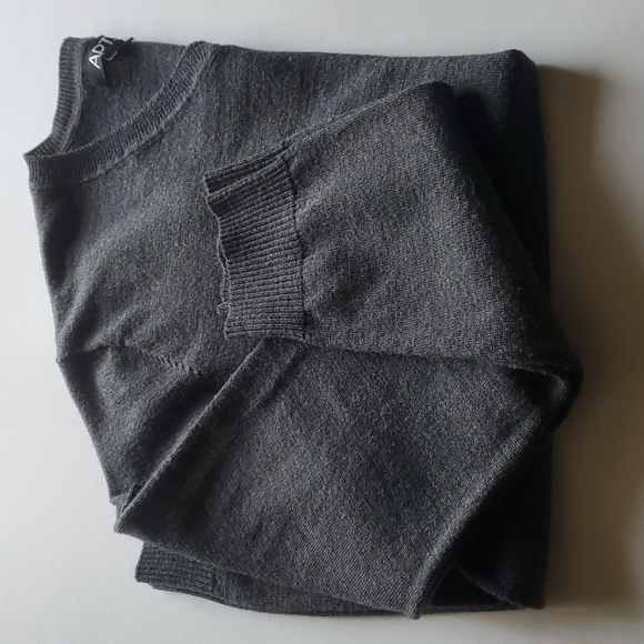 Merino Blend Men's Sweater Large - Picture 6 of 16